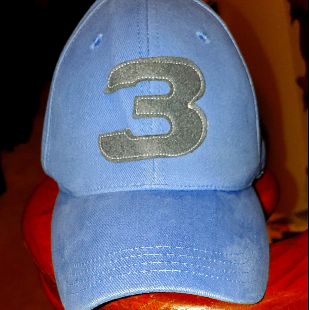 Set of Caps